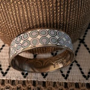NWOT (no box) Coach Signature Bangle